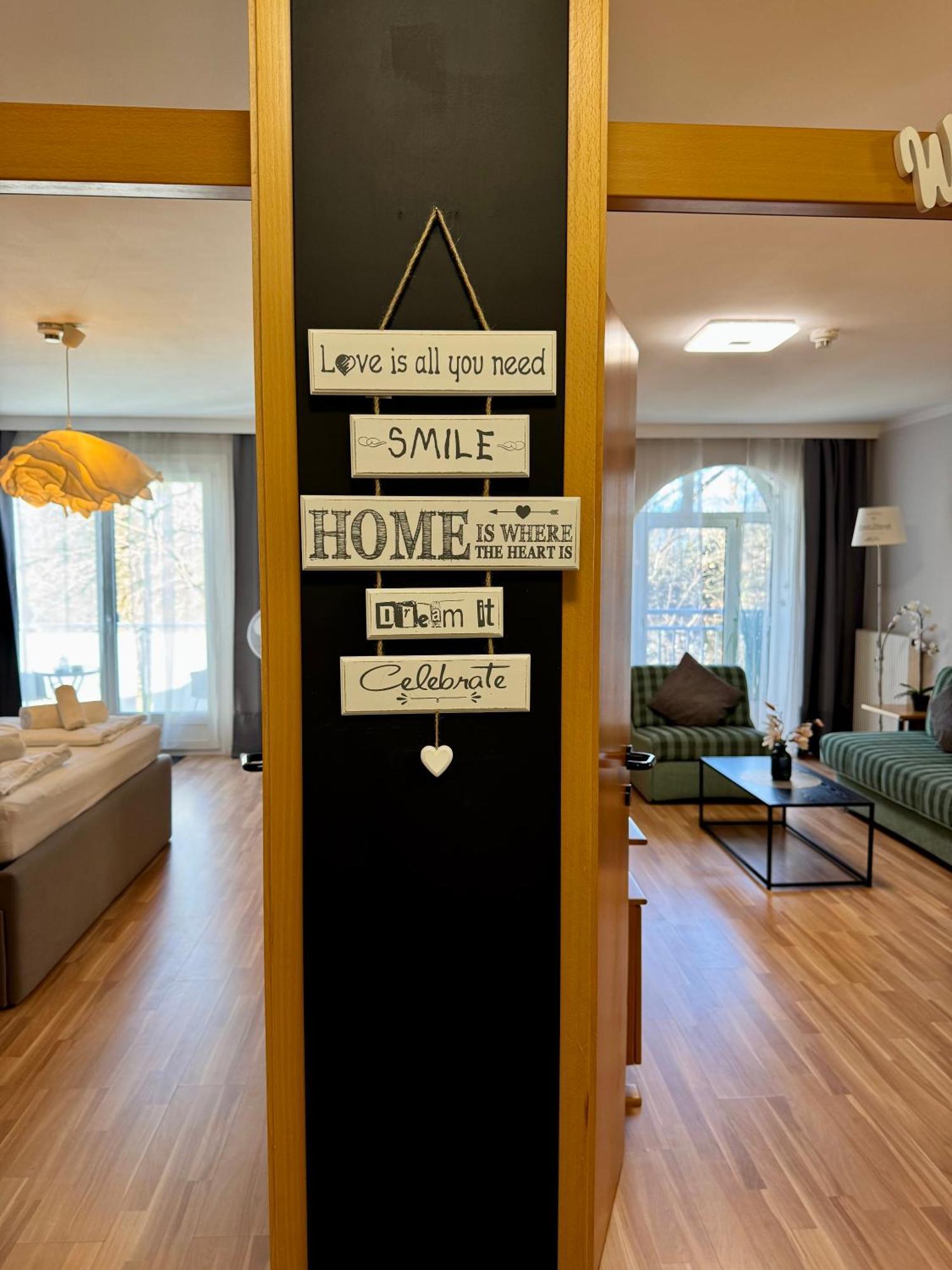 Happystayapartments Филах Екстериор снимка